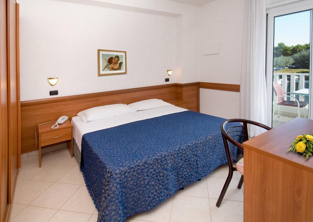 Hotel Clipper Giulianova Quarto foto